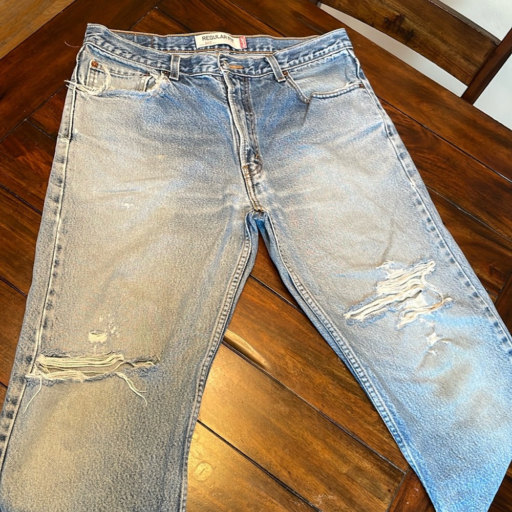 Levi’s 505 36X34 jeans 100% cotton distressed